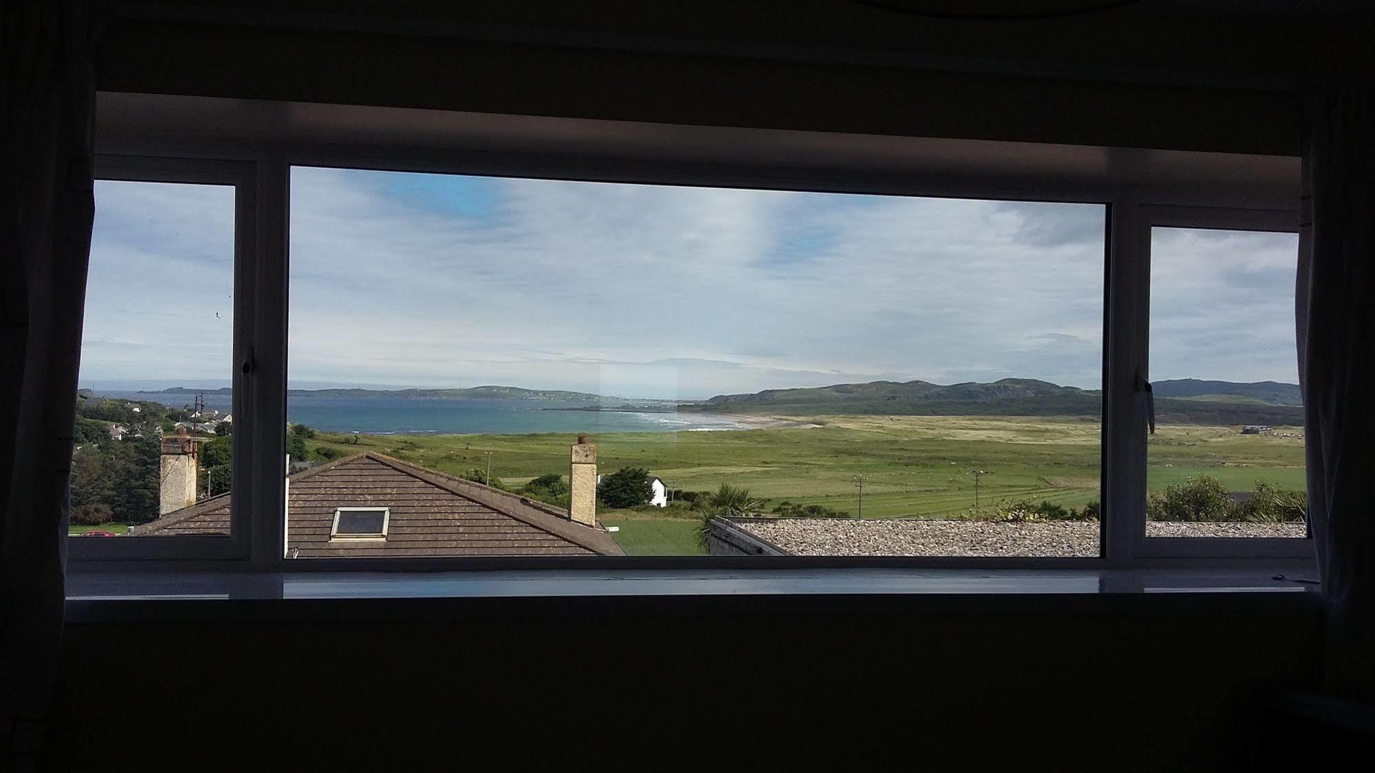 The Strand Hotel Ballyliffin Bagian luar foto